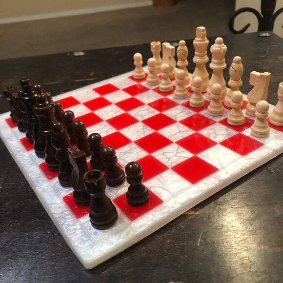 Resin Chess Set - Castle Red (Wood Pieces) - Picture 4 of 11